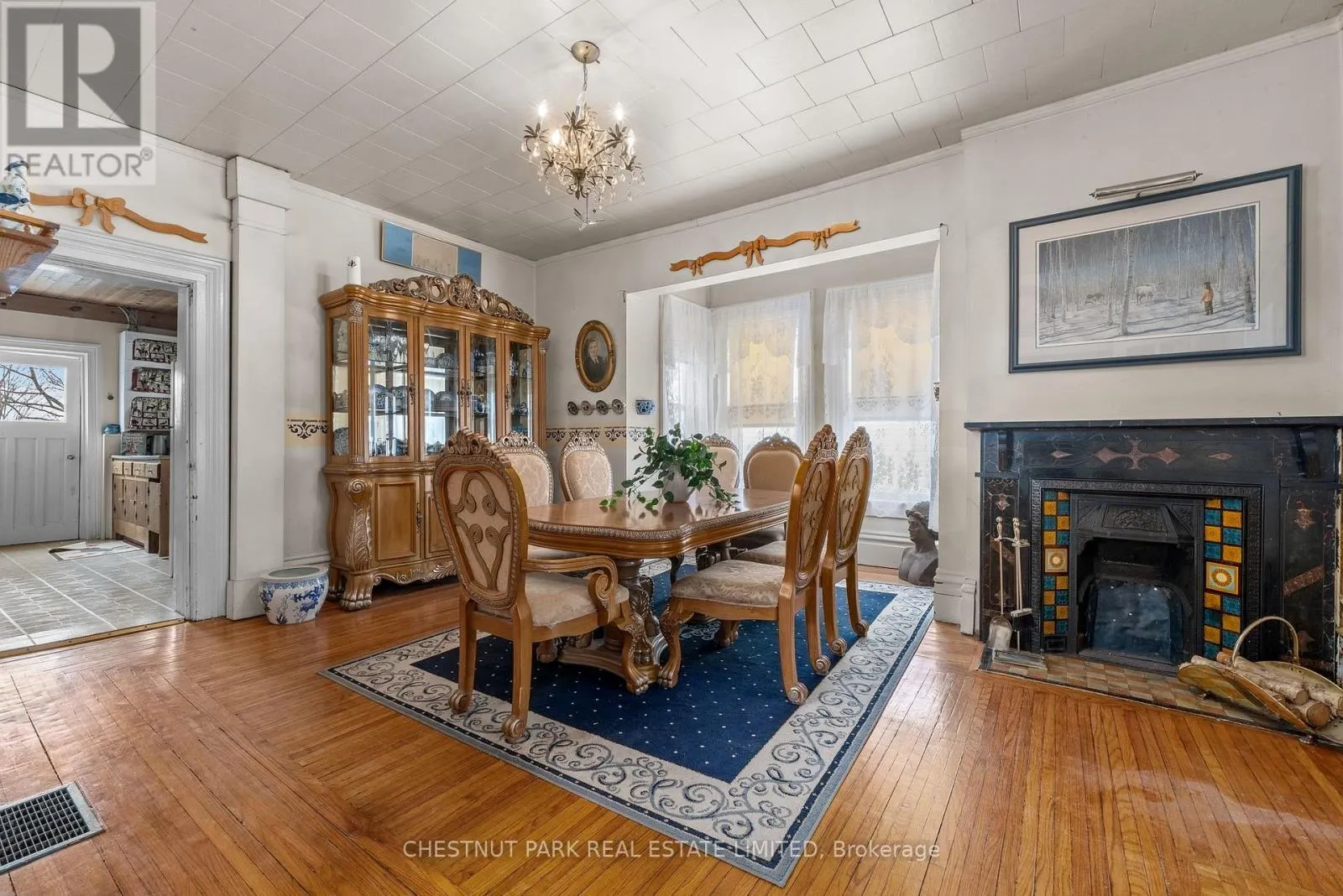 12 MAPLE AVENUE
