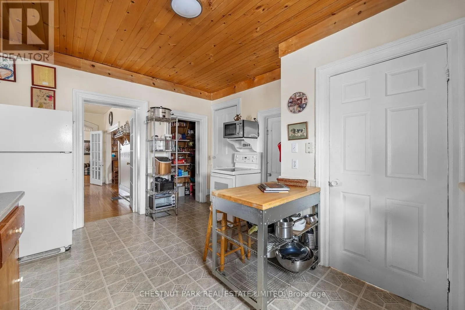 12 MAPLE AVENUE