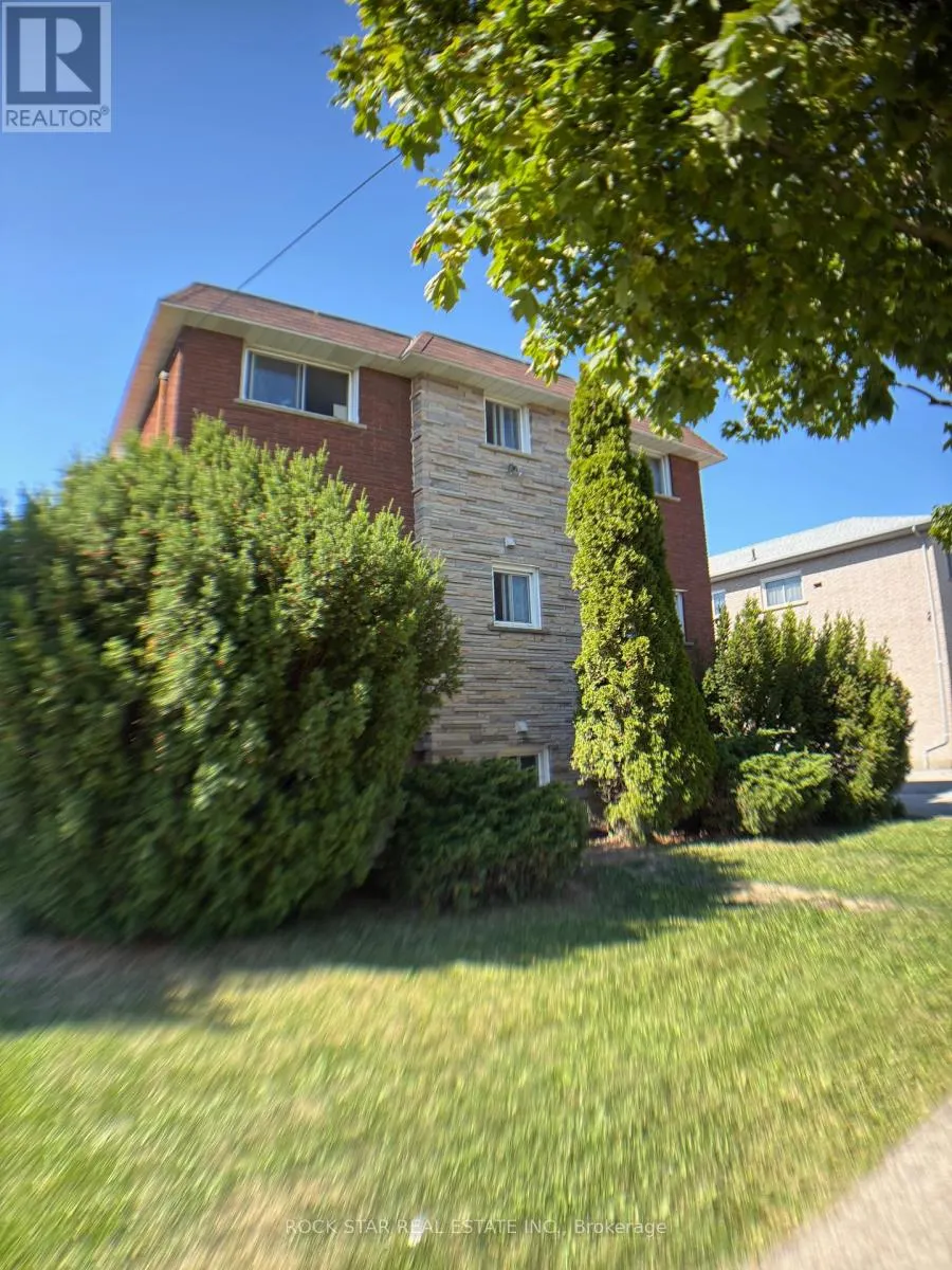 23 SAINT ANDREWS AVENUE