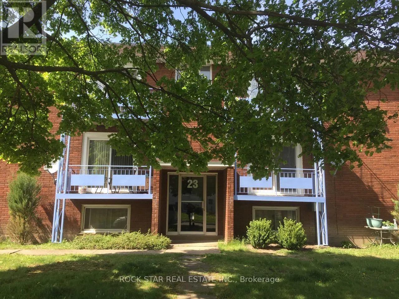 23 SAINT ANDREWS AVENUE