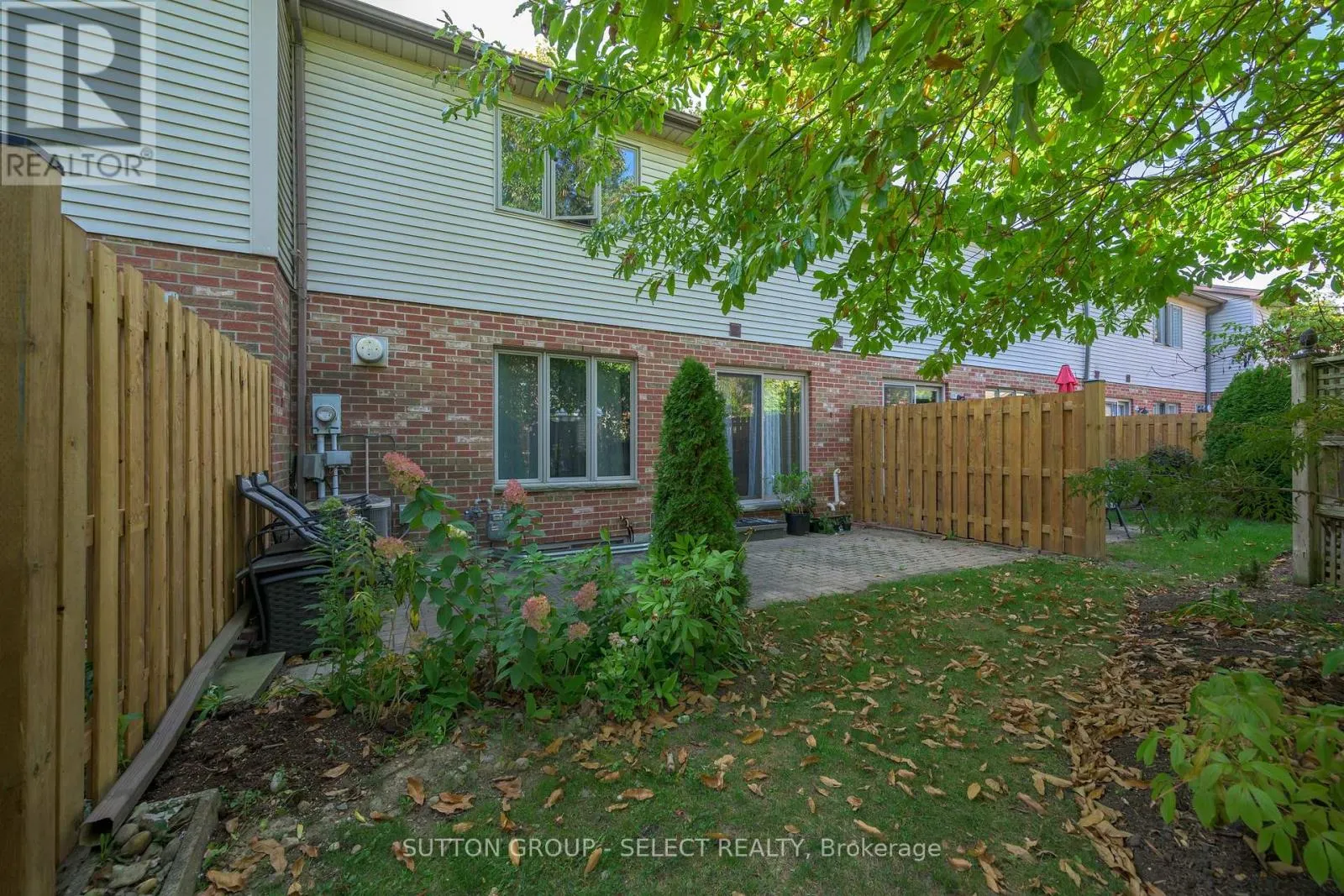 14 - 1478 ADELAIDE STREET N, #14
