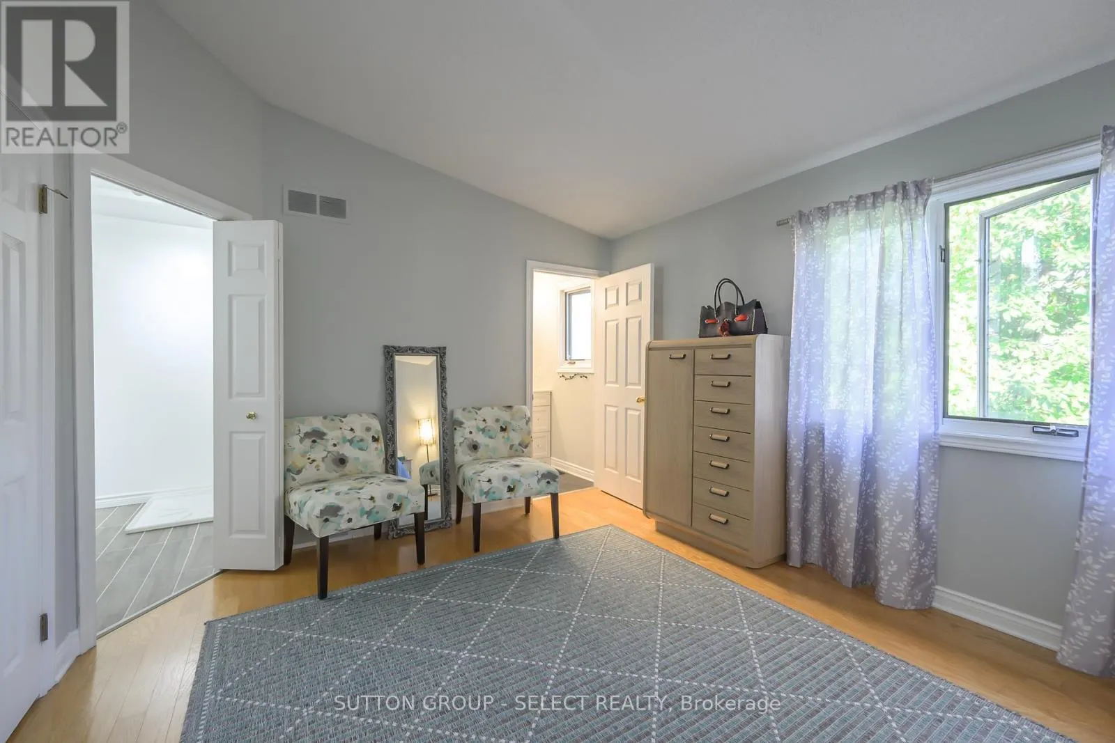 14 - 1478 ADELAIDE STREET N, #14