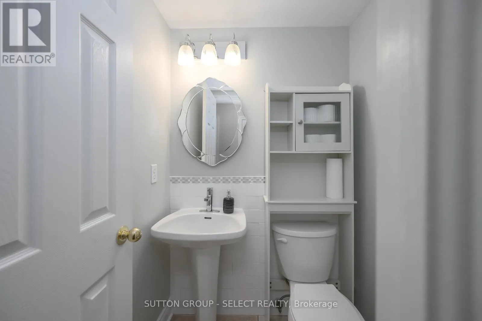 14 - 1478 ADELAIDE STREET N, #14