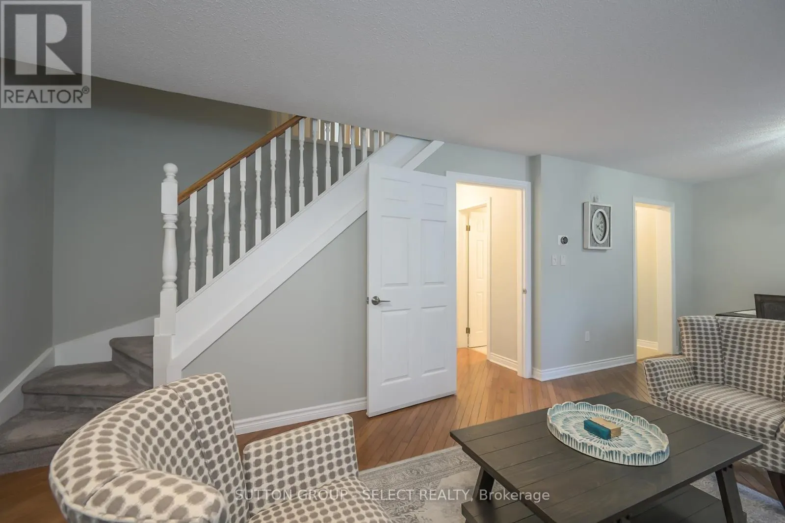 14 - 1478 ADELAIDE STREET N, #14