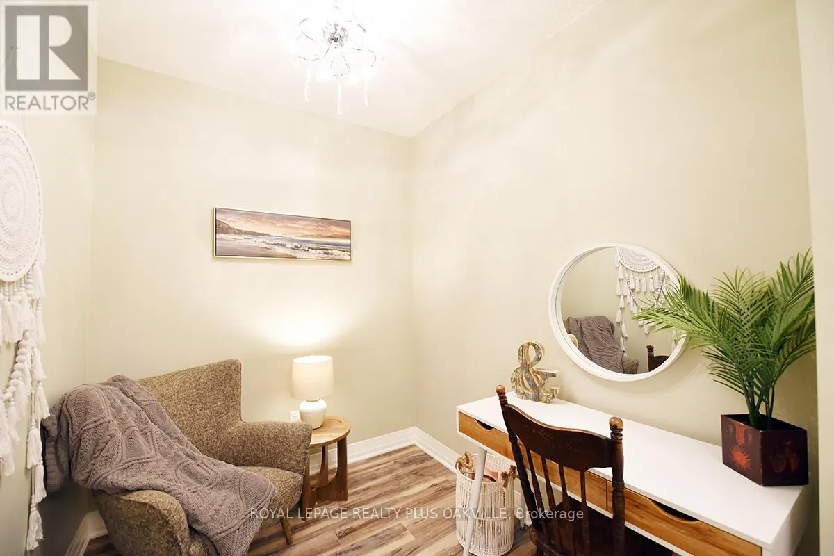 412 - 10 CONCORD PLACE