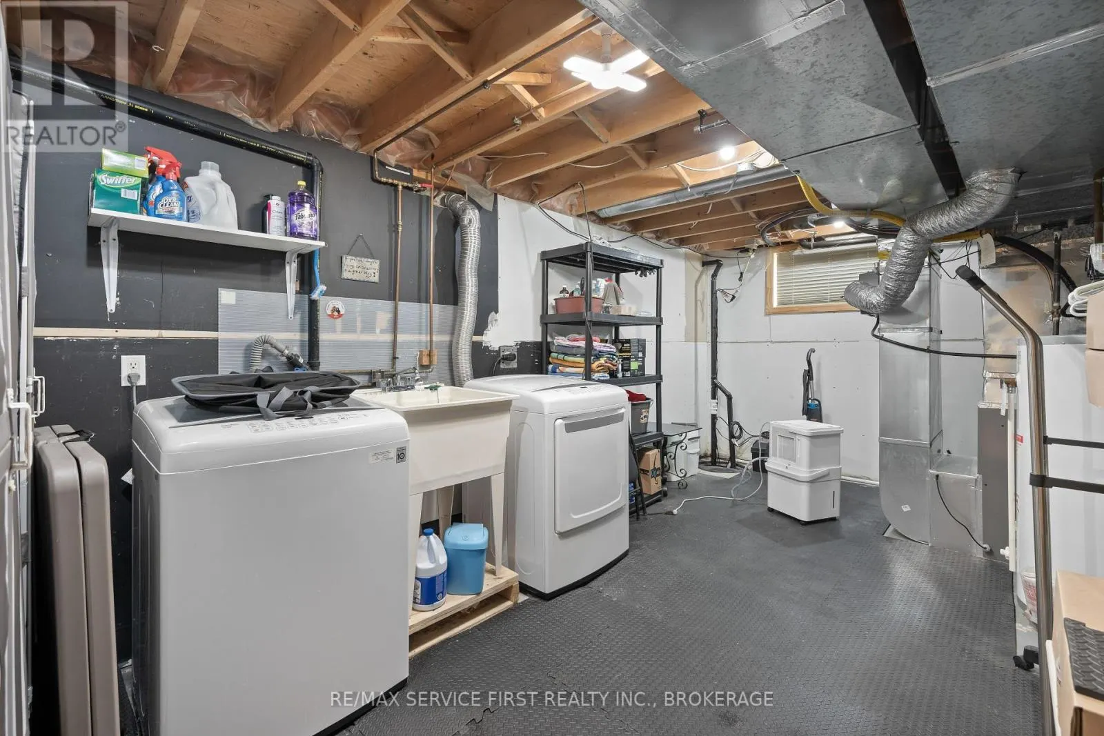 199 SPLINTER COURT