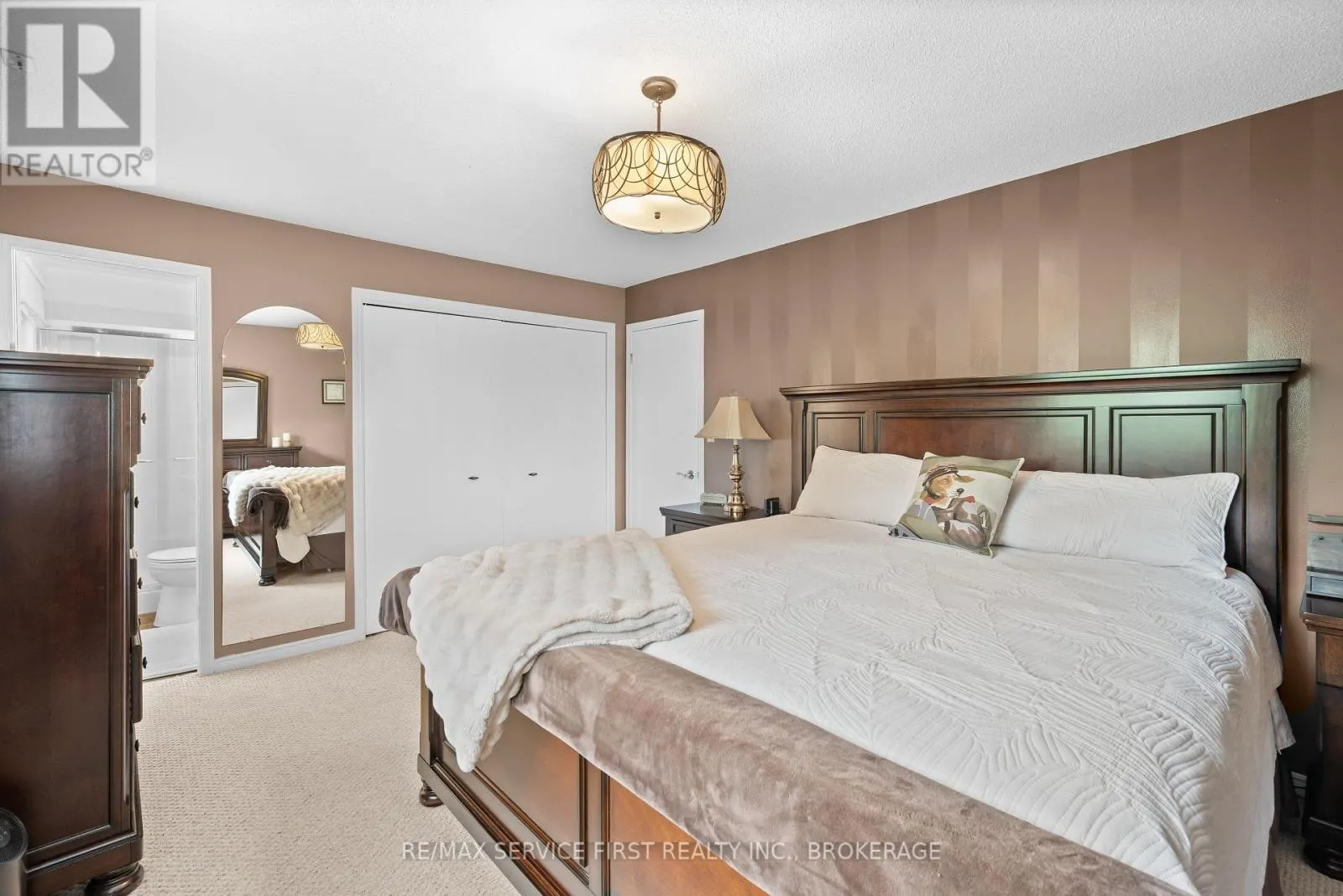 199 SPLINTER COURT