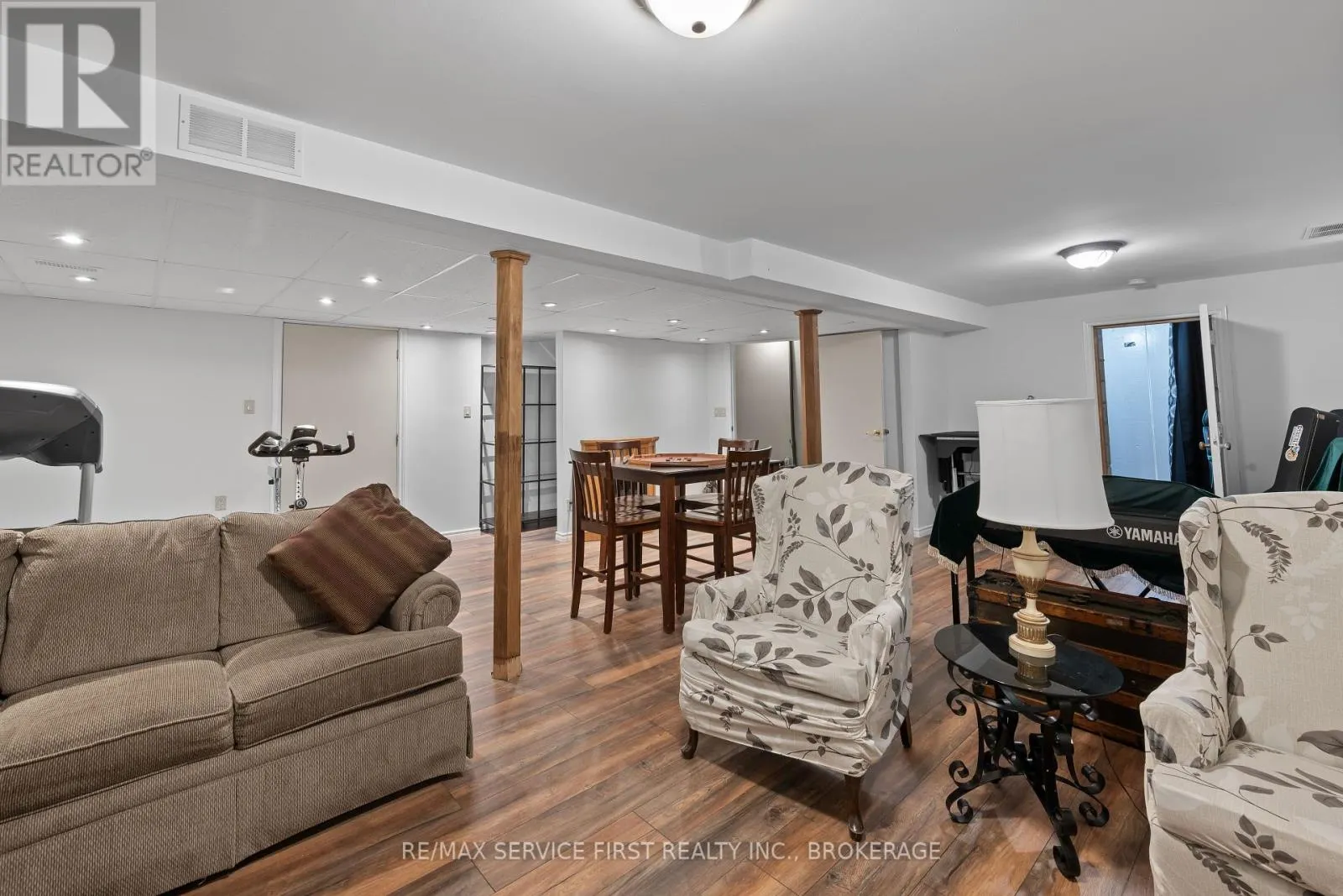 199 SPLINTER COURT