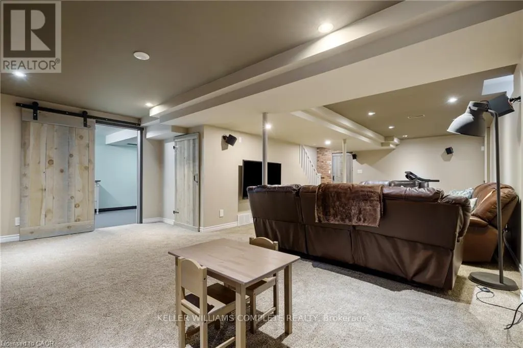 44 GRASSYPLAIN DRIVE