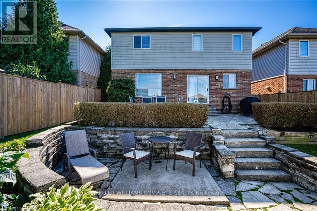44 GRASSYPLAIN DRIVE