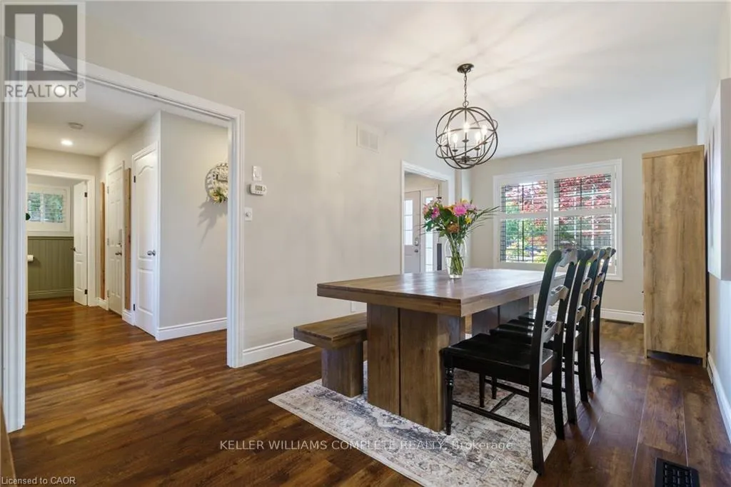 44 GRASSYPLAIN DRIVE