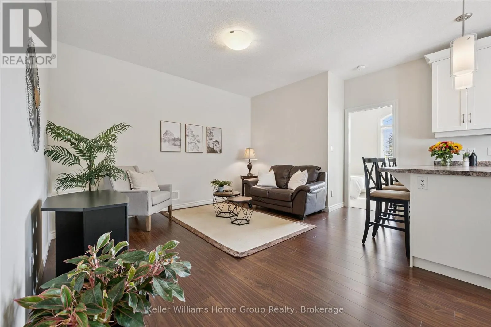 70 WAVERLEY DRIVE