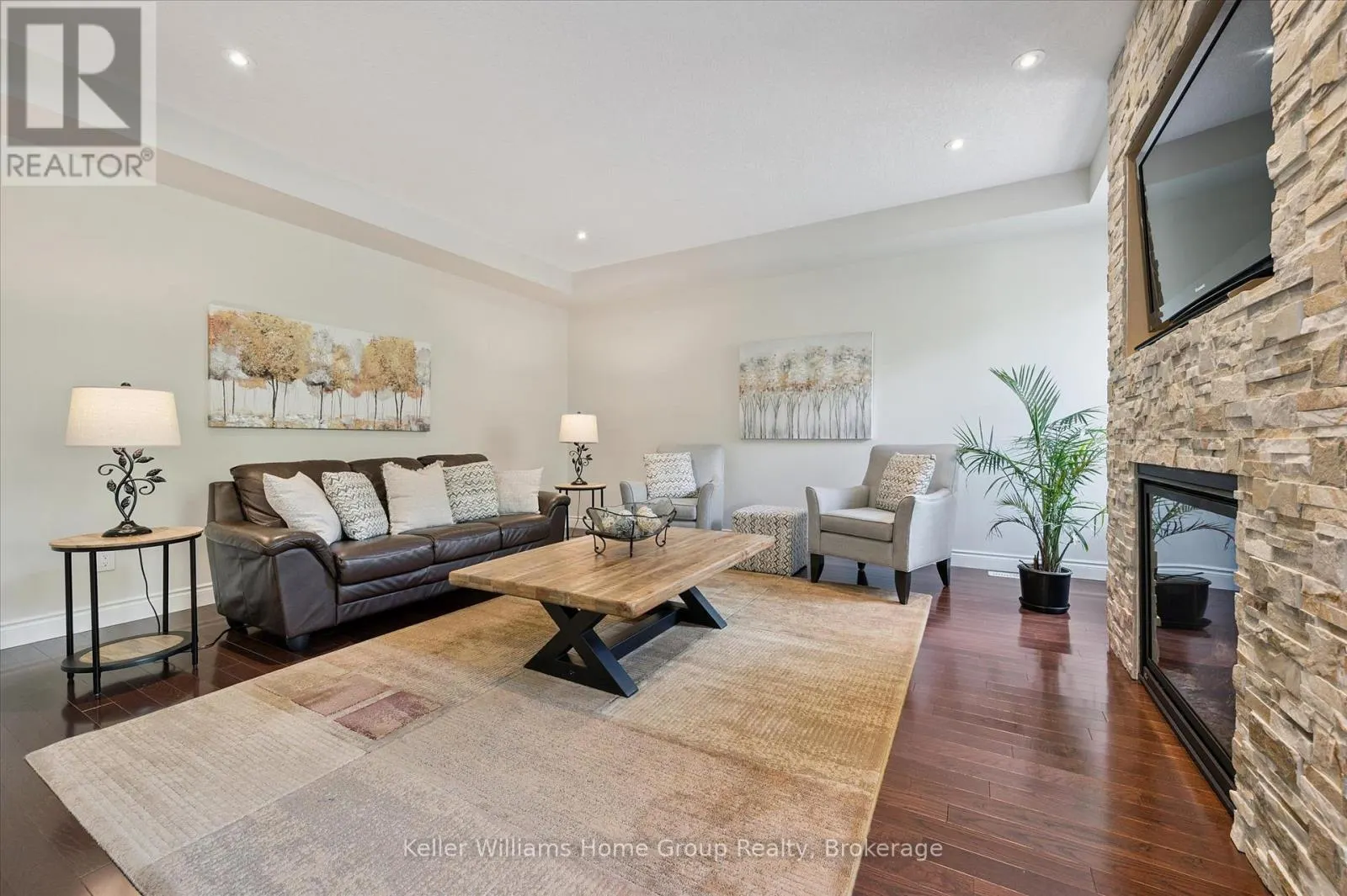 70 WAVERLEY DRIVE
