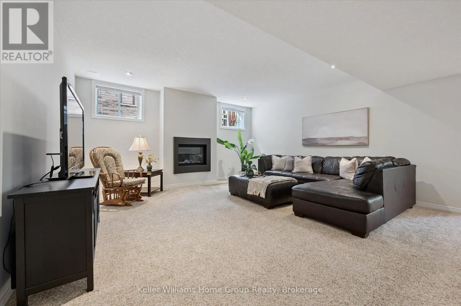 70 WAVERLEY DRIVE