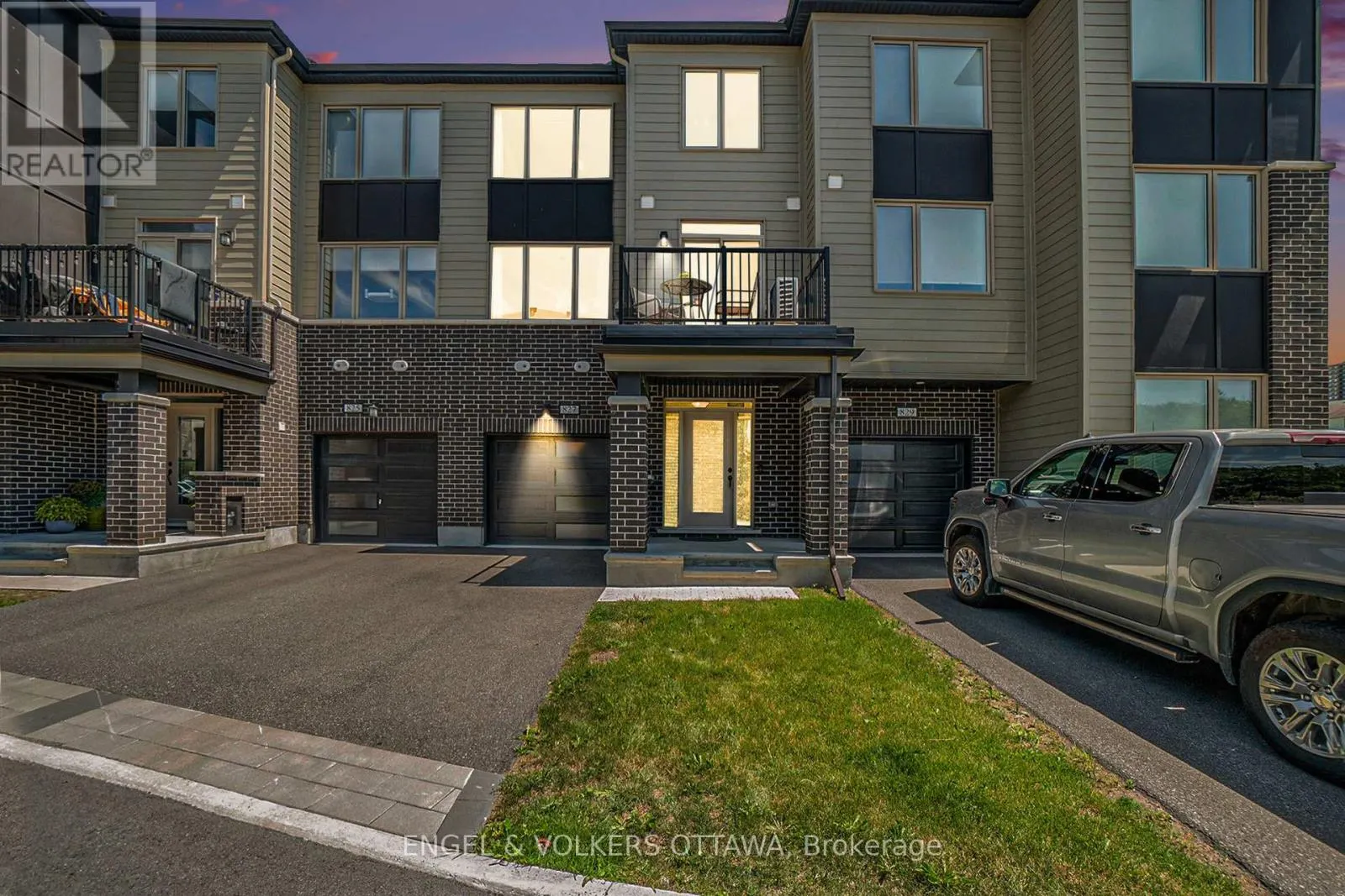 827 KINIW PRIVATE