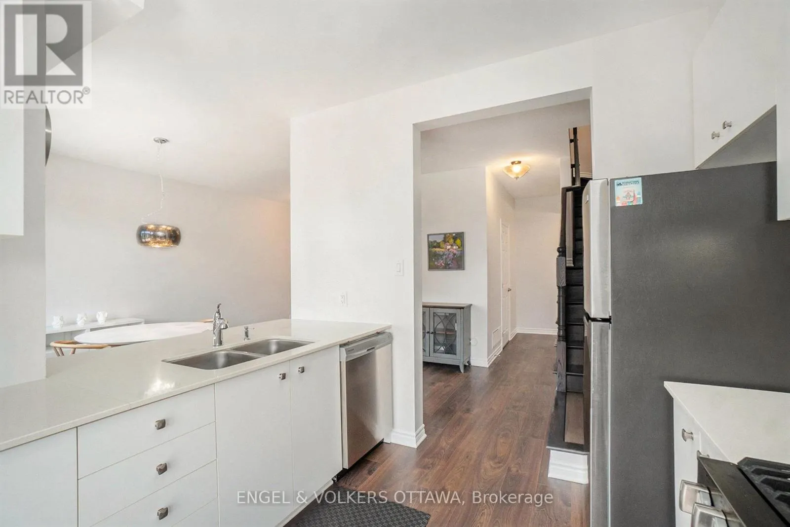 827 KINIW PRIVATE