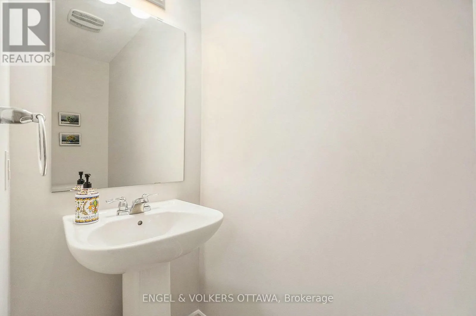 827 KINIW PRIVATE