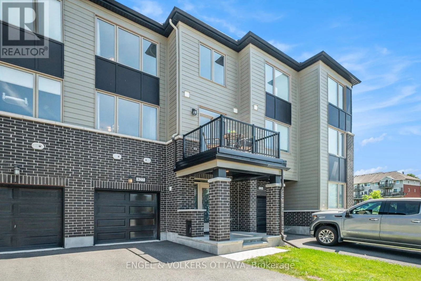 827 KINIW PRIVATE