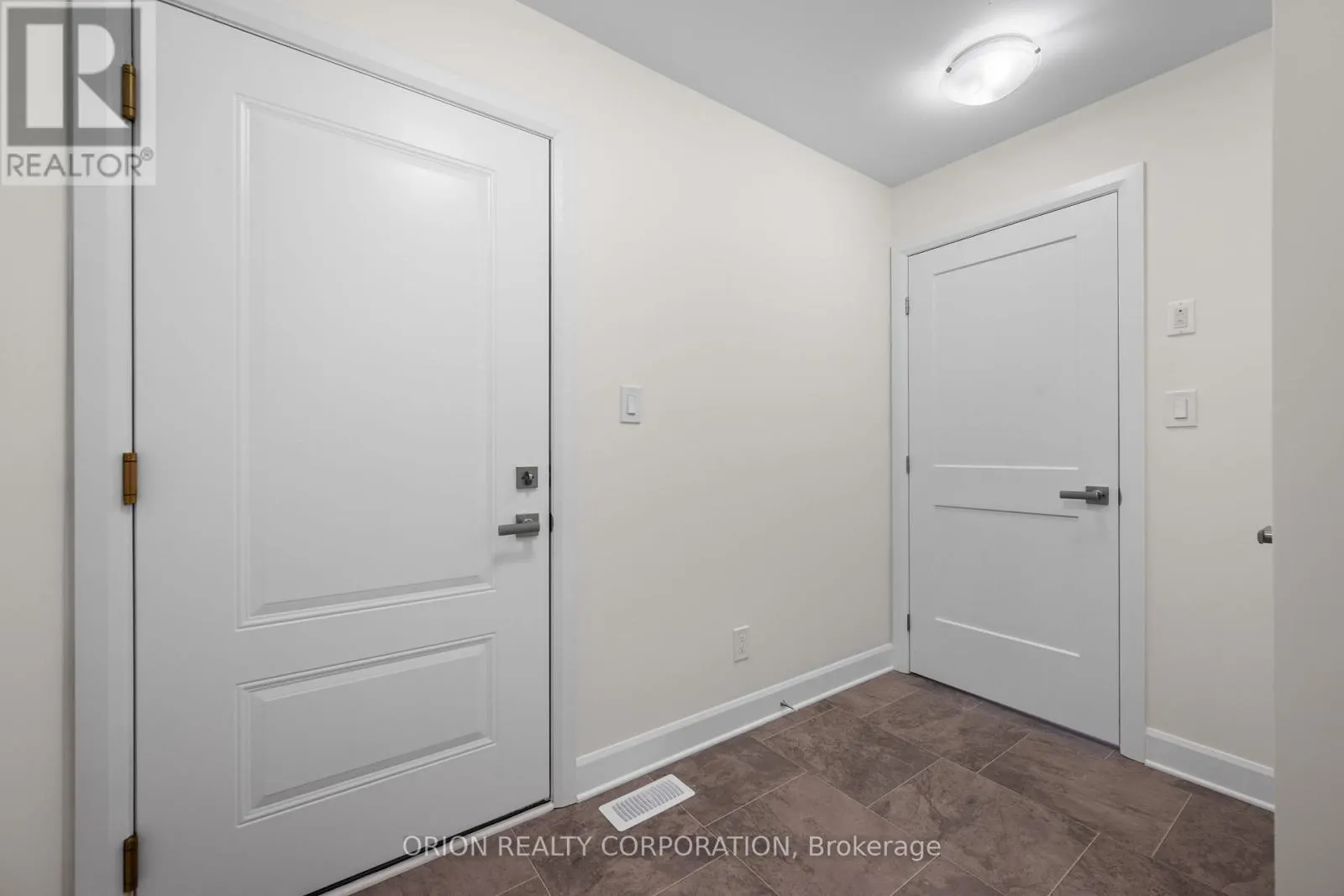 414 BUCKTHORN DRIVE