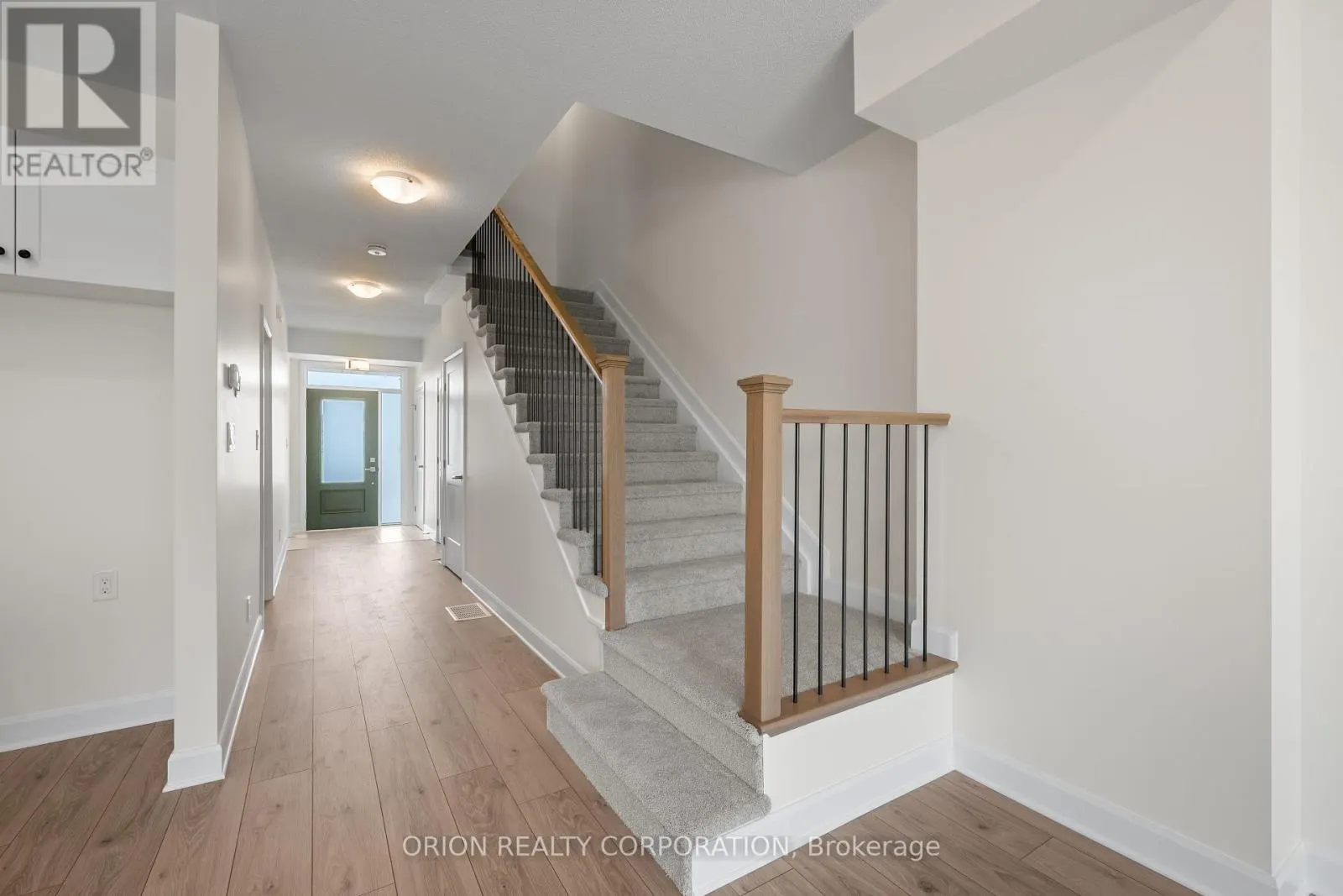 414 BUCKTHORN DRIVE
