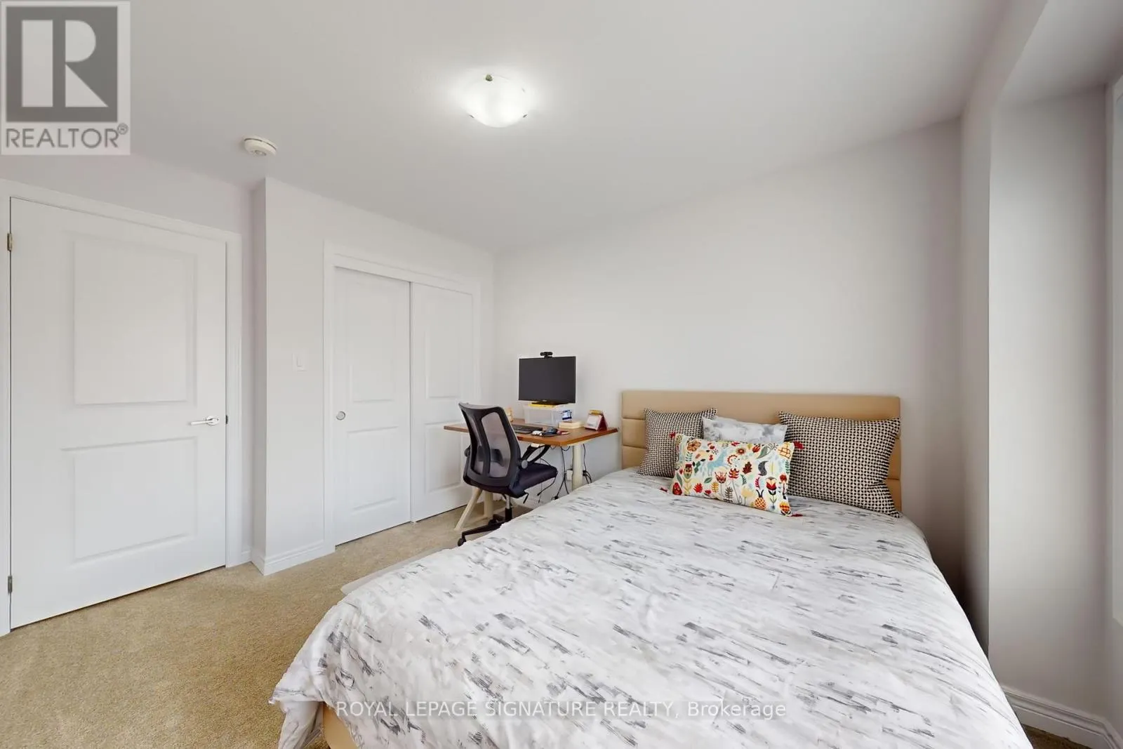 37 - 10 BIRMINGHAM DRIVE