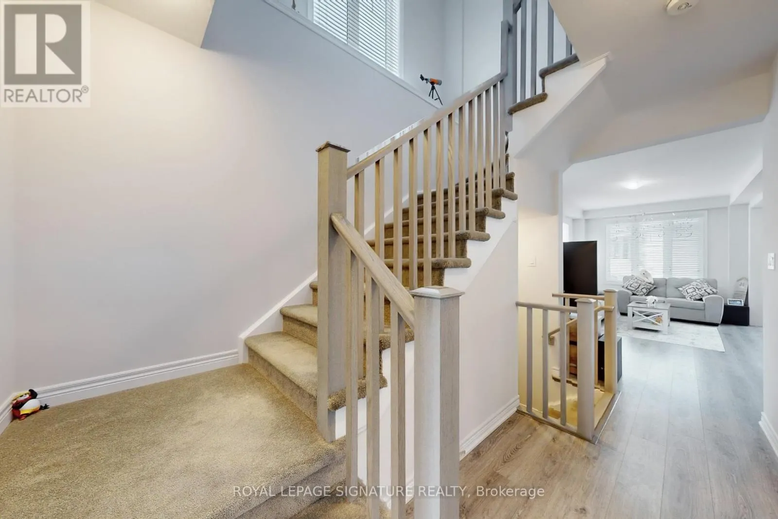 37 - 10 BIRMINGHAM DRIVE