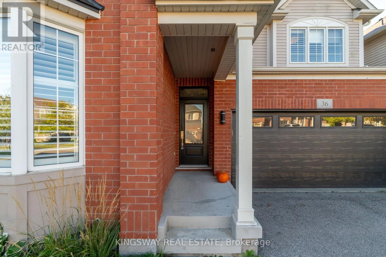 36 BEATTIE CRESCENT