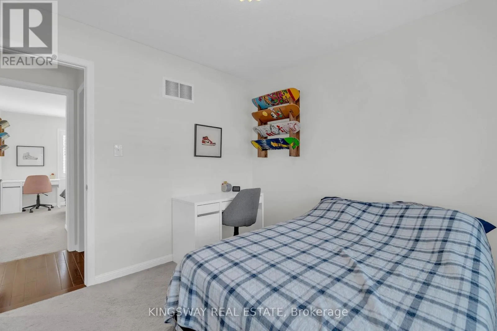 36 BEATTIE CRESCENT