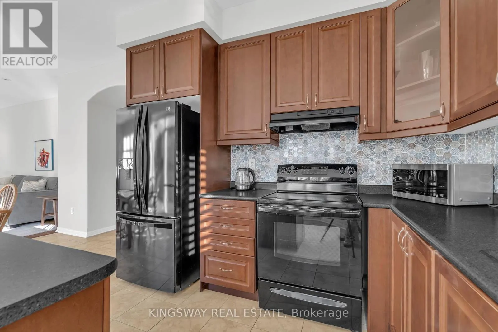 36 BEATTIE CRESCENT