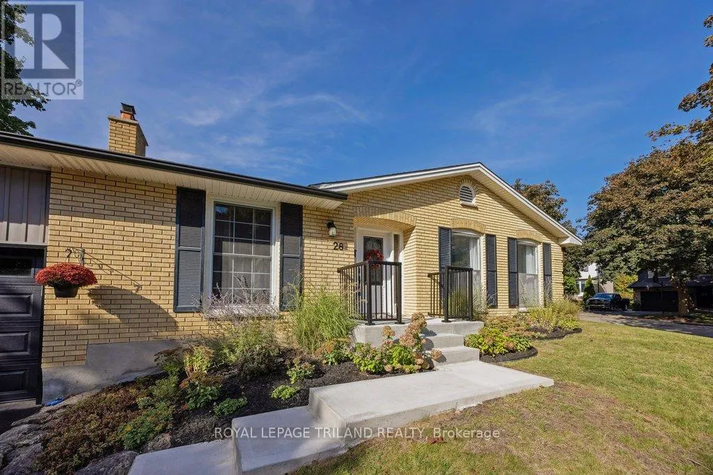 28 MCTAGGART CRESCENT