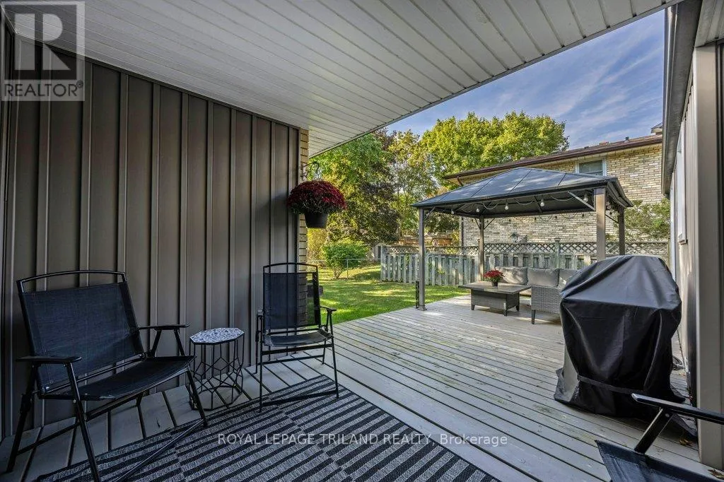 28 MCTAGGART CRESCENT