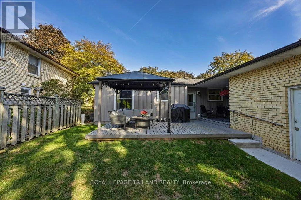 28 MCTAGGART CRESCENT
