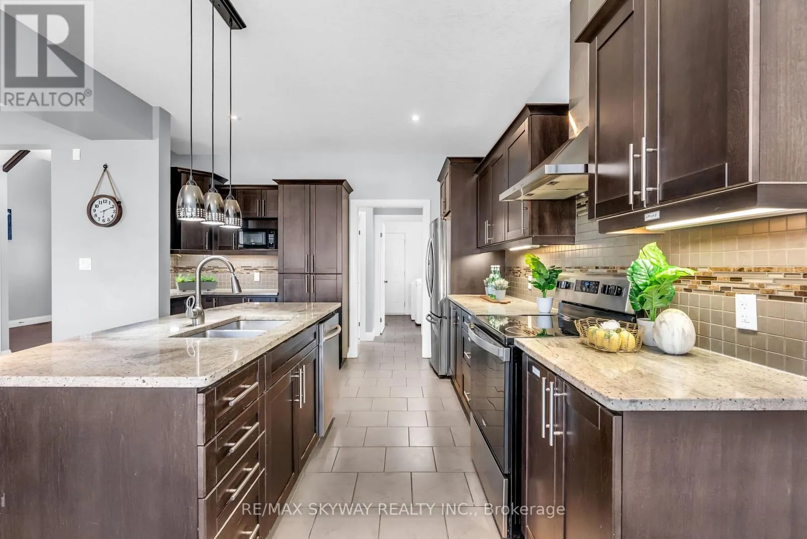 1170 CARDINAL ROAD