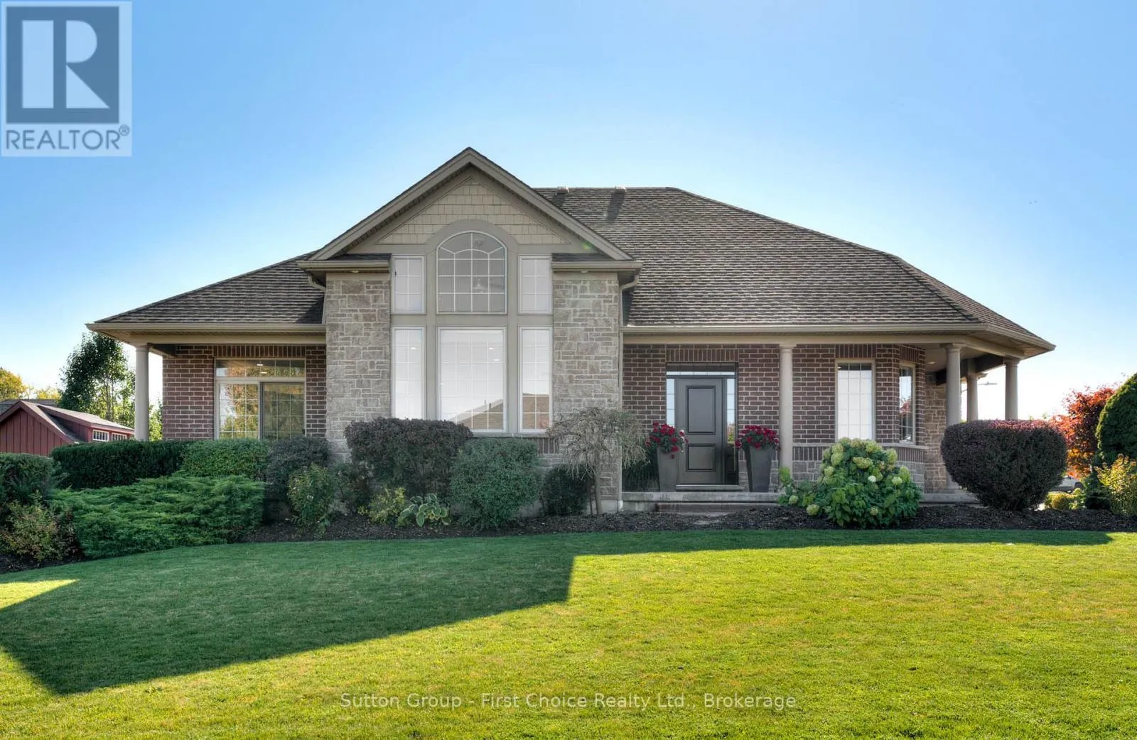 211 SUNSET DRIVE