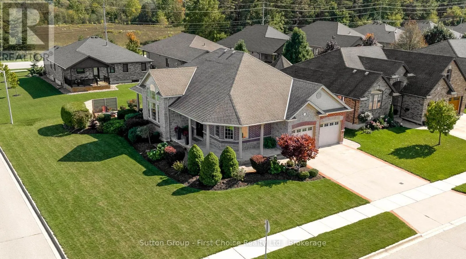 211 SUNSET DRIVE