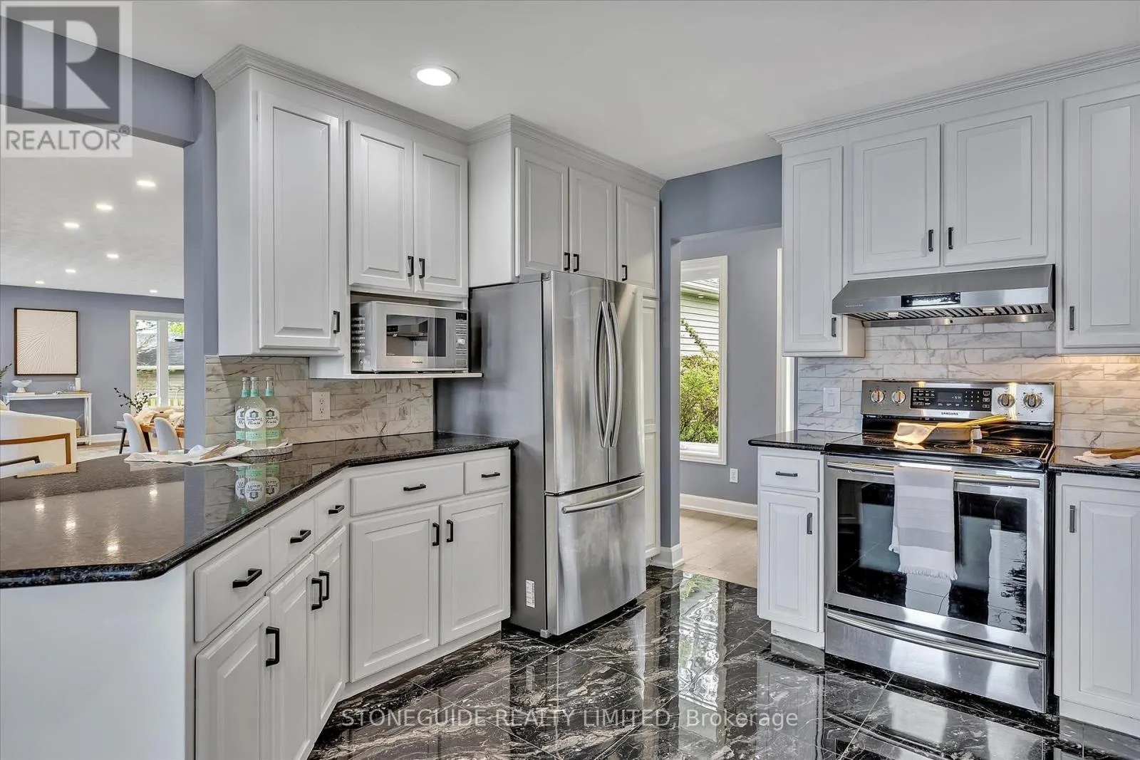 409 GIFFORD DRIVE
