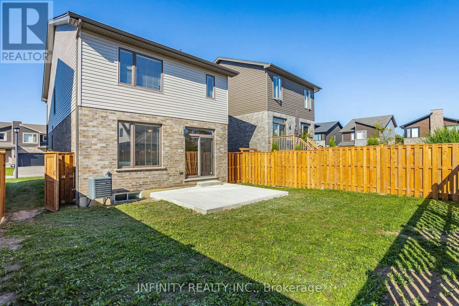 2018 CLAYRIDGE WAY