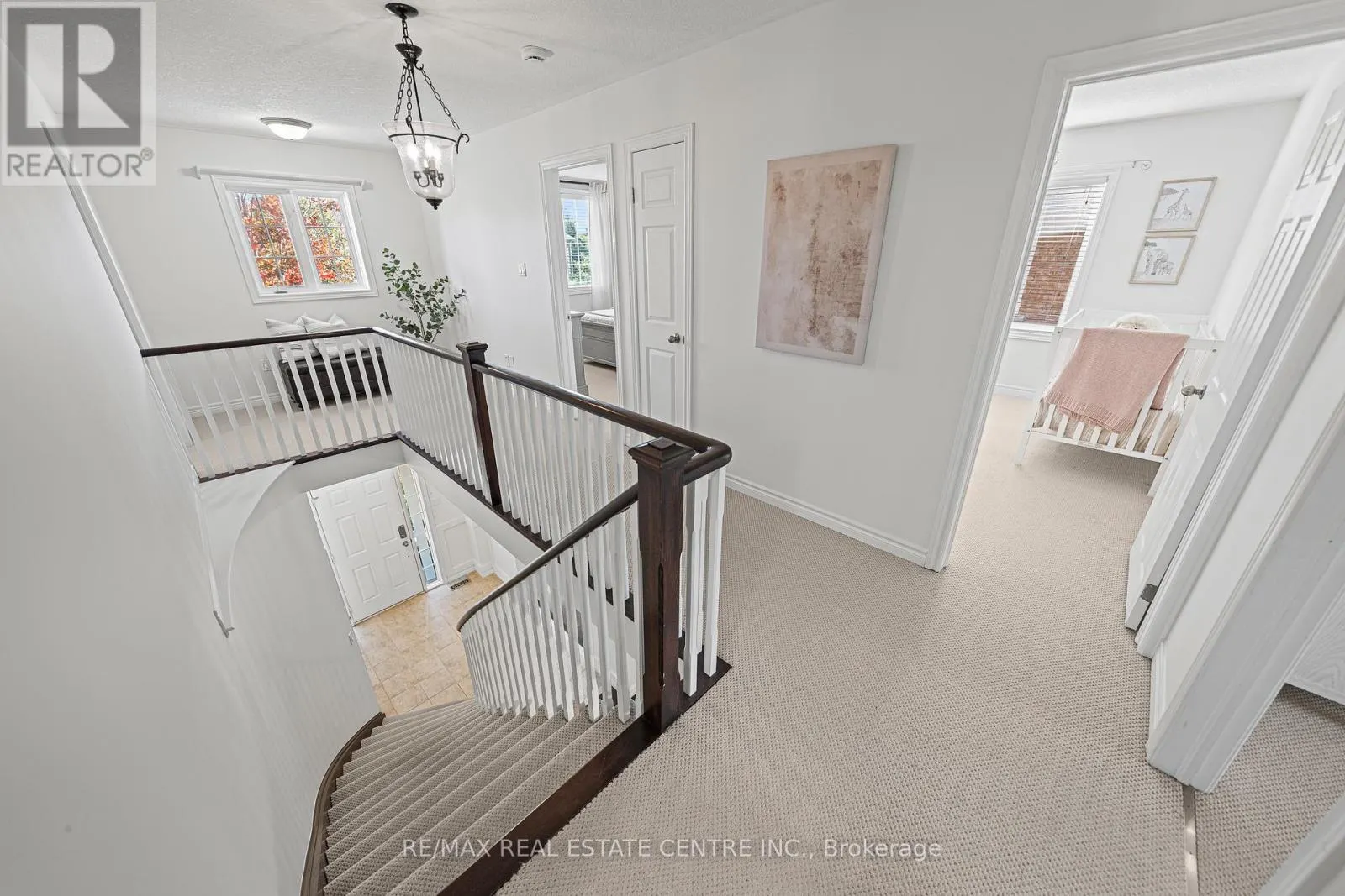 917 FUNG PLACE