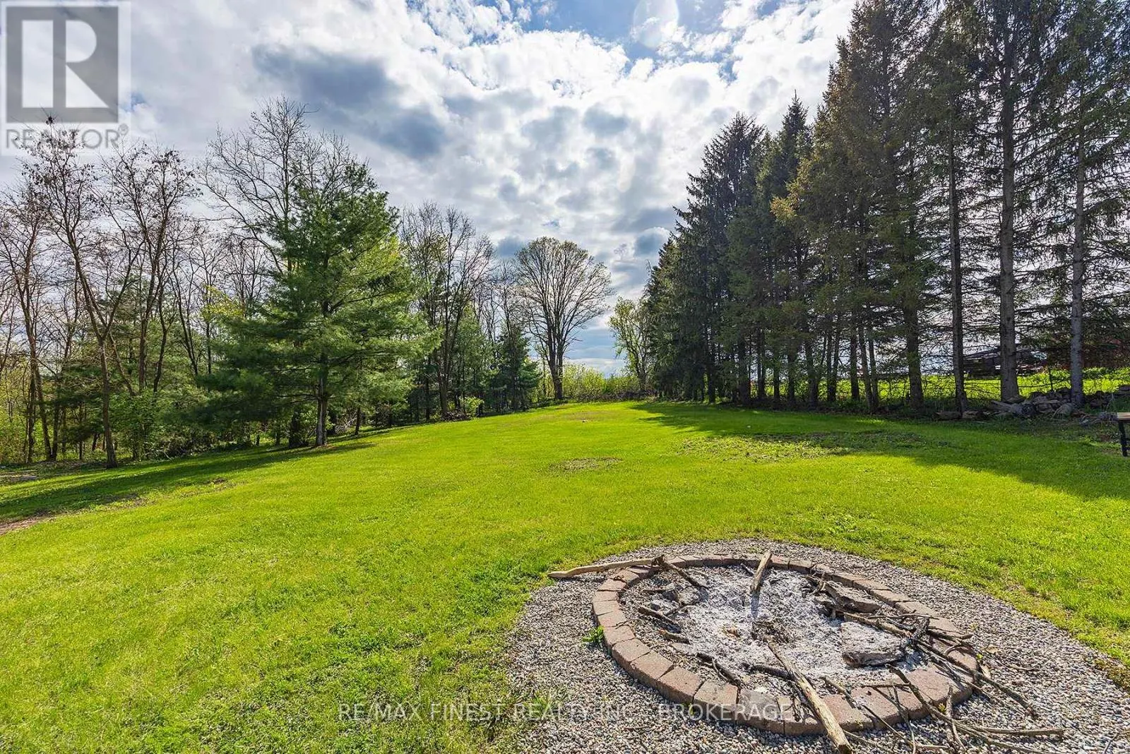 259 COUNTY ROAD 17