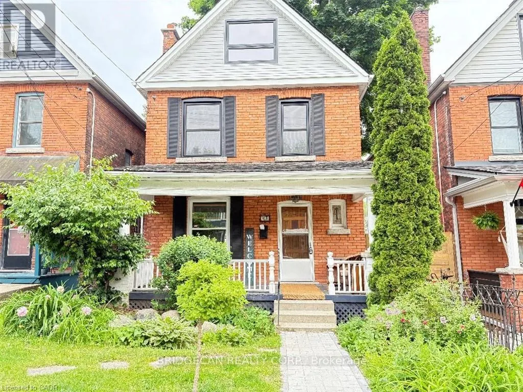 21 SUNSET AVENUE