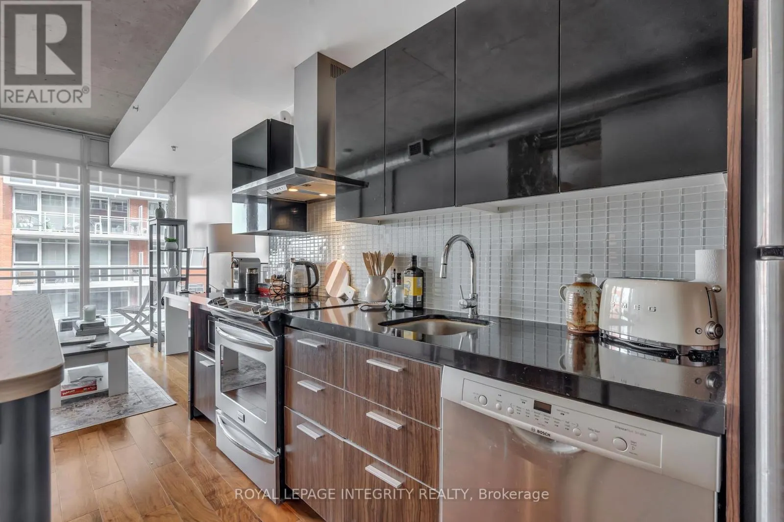 610 - 360 MCLEOD STREET