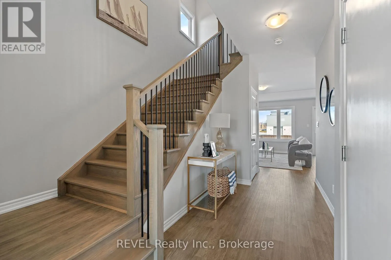 210 WELLANDVALE DRIVE