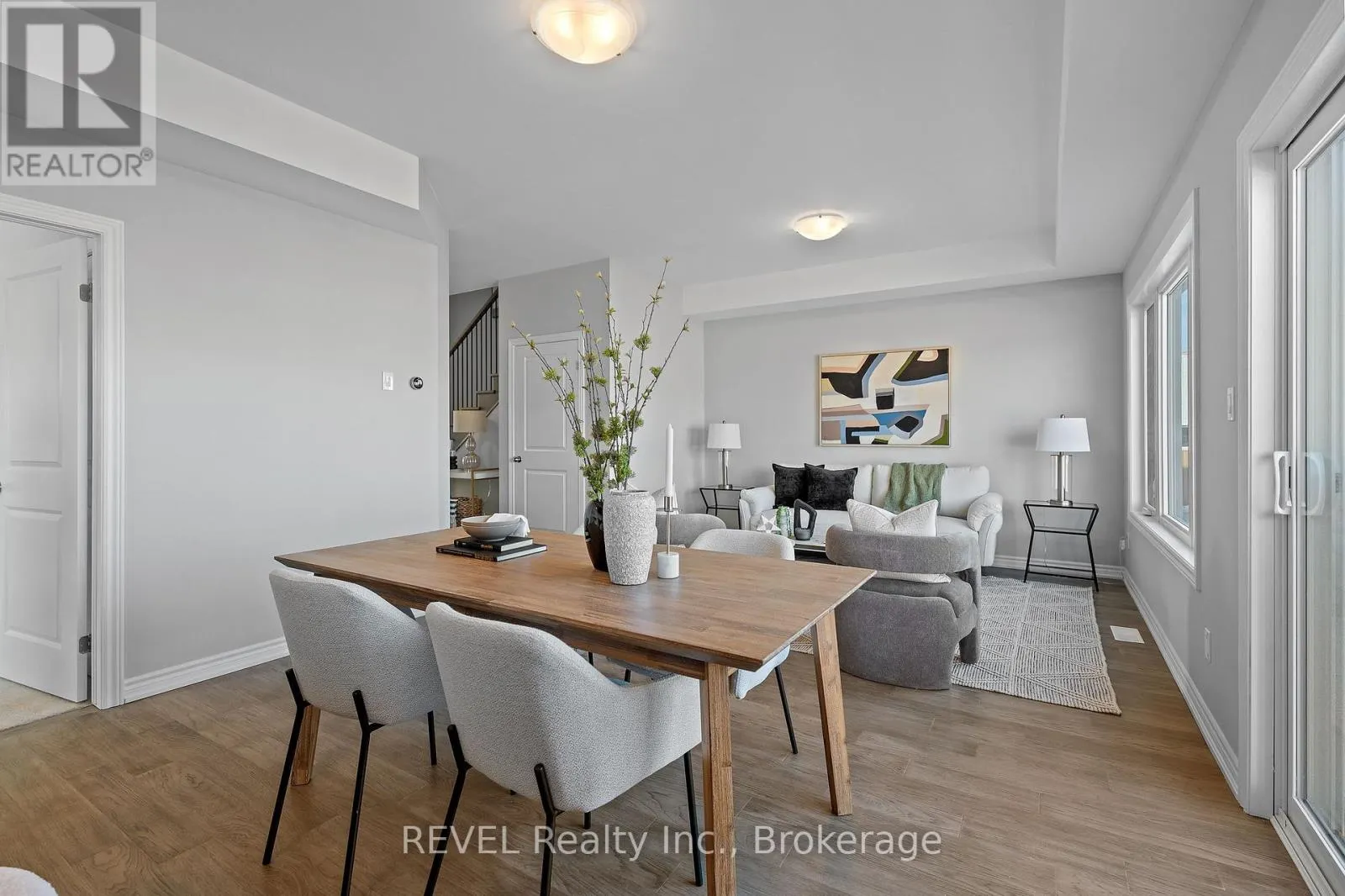 210 WELLANDVALE DRIVE