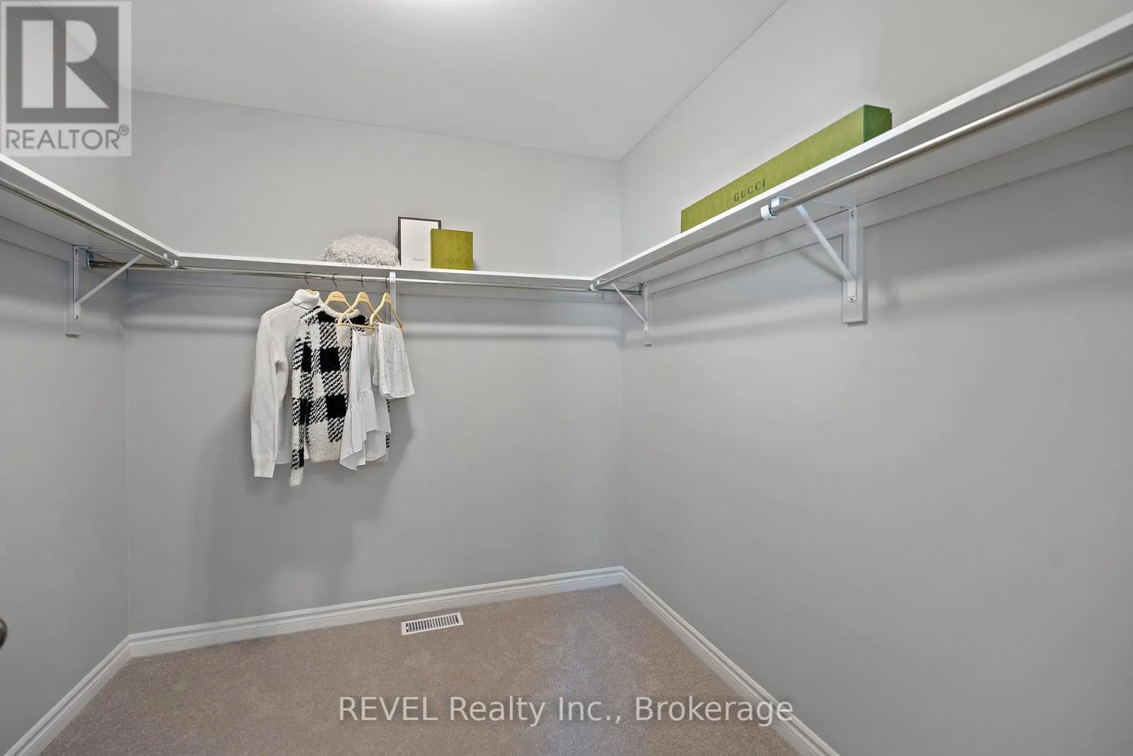 210 WELLANDVALE DRIVE