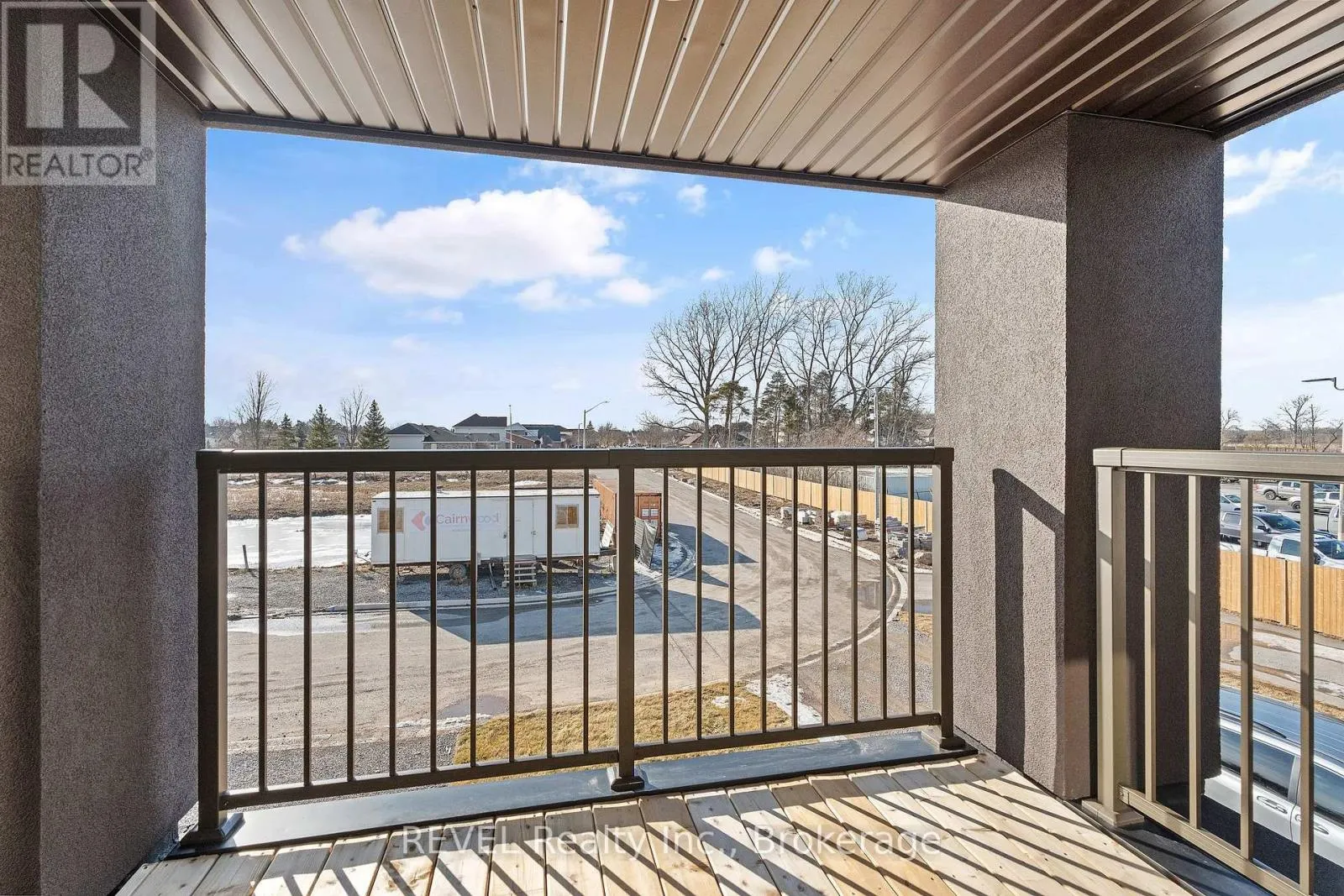 210 WELLANDVALE DRIVE