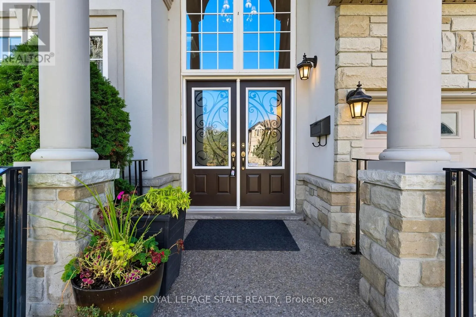 20 LORUPE COURT