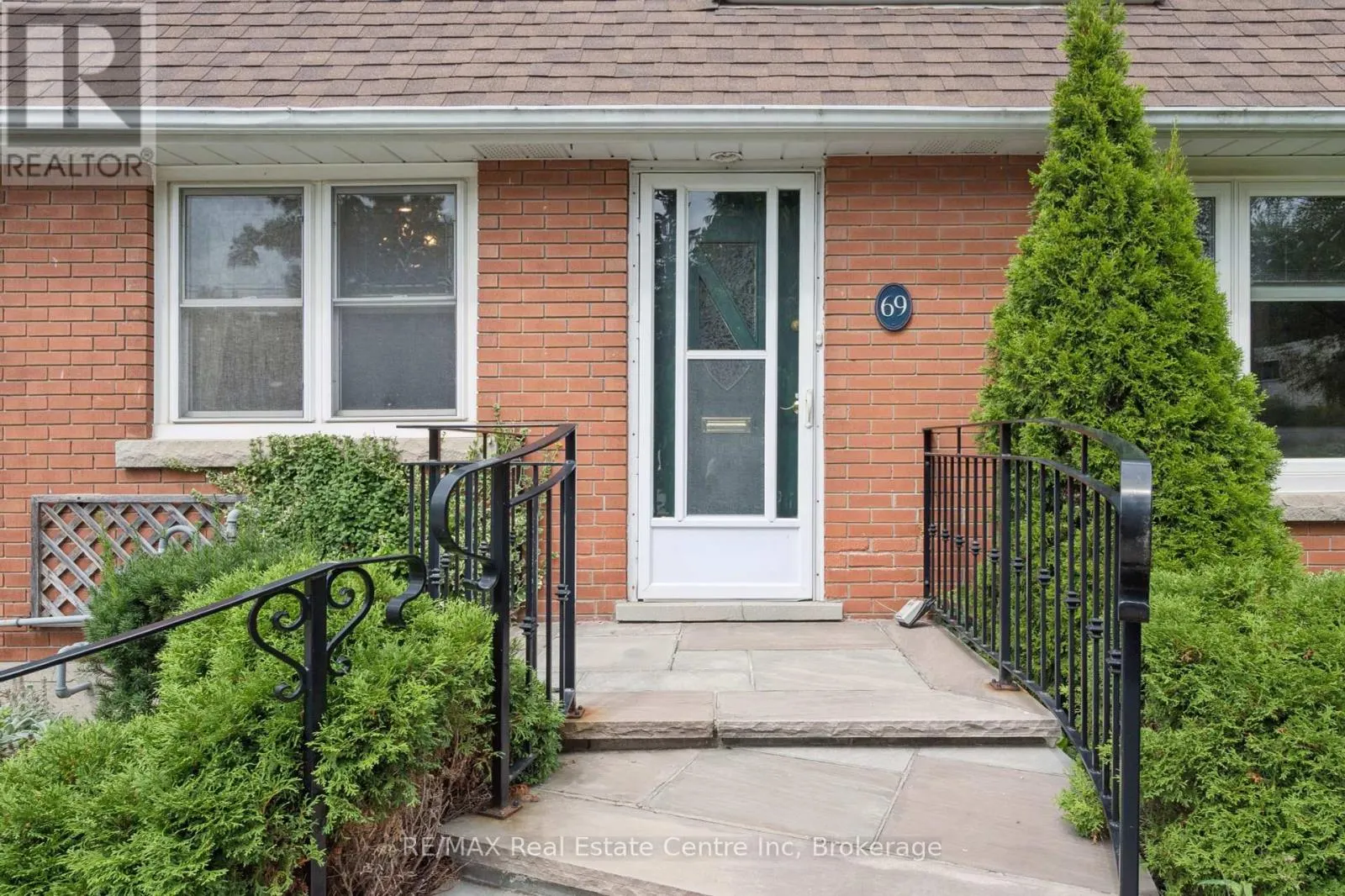 69 FOREST STREET