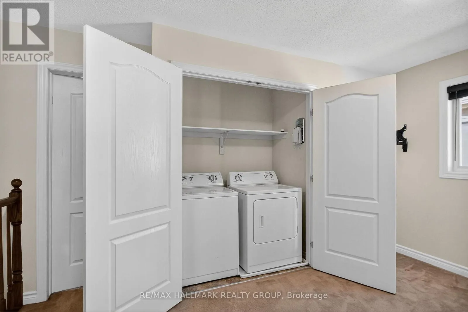 272 BROXBURN CRESCENT