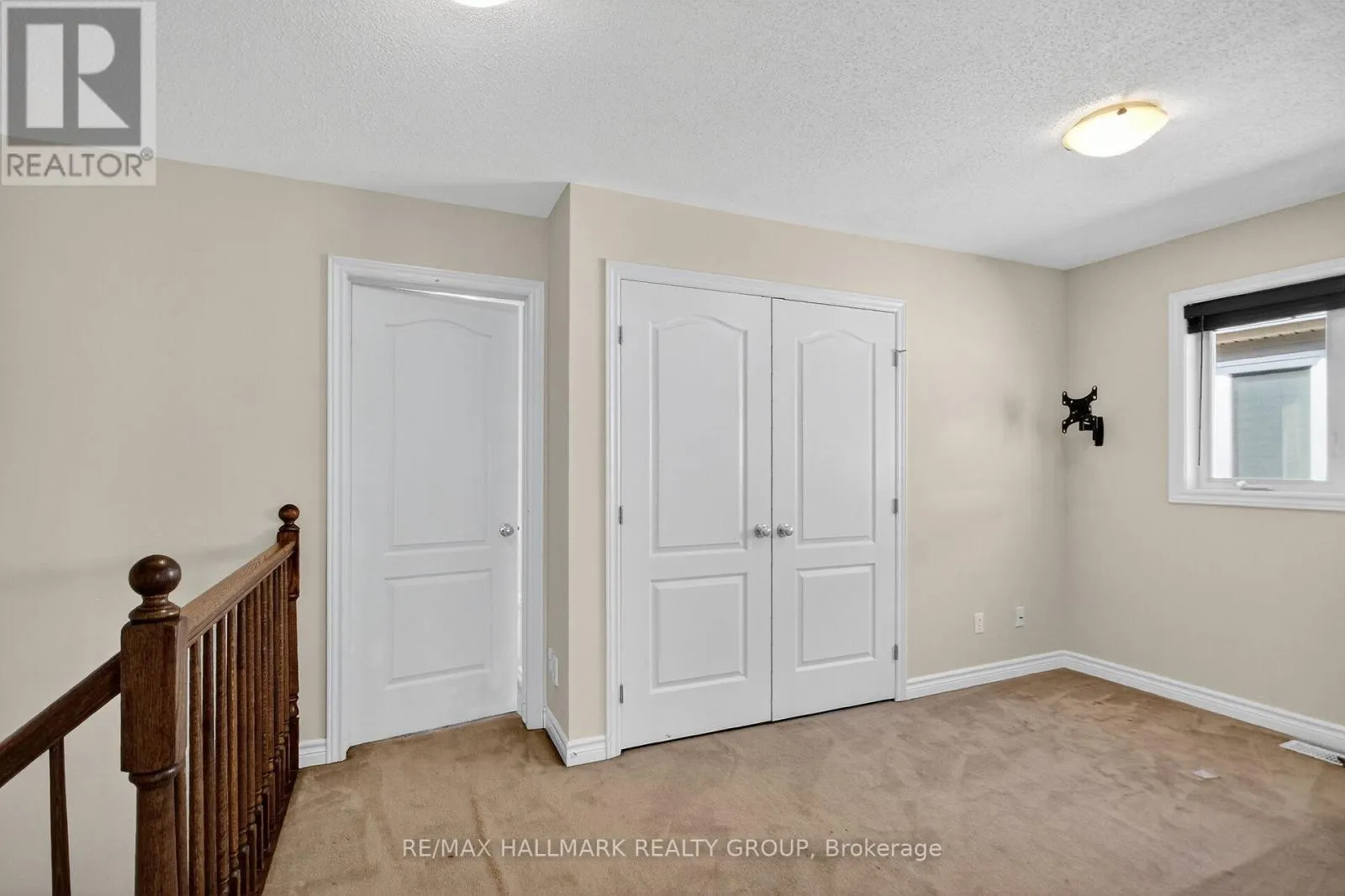 272 BROXBURN CRESCENT