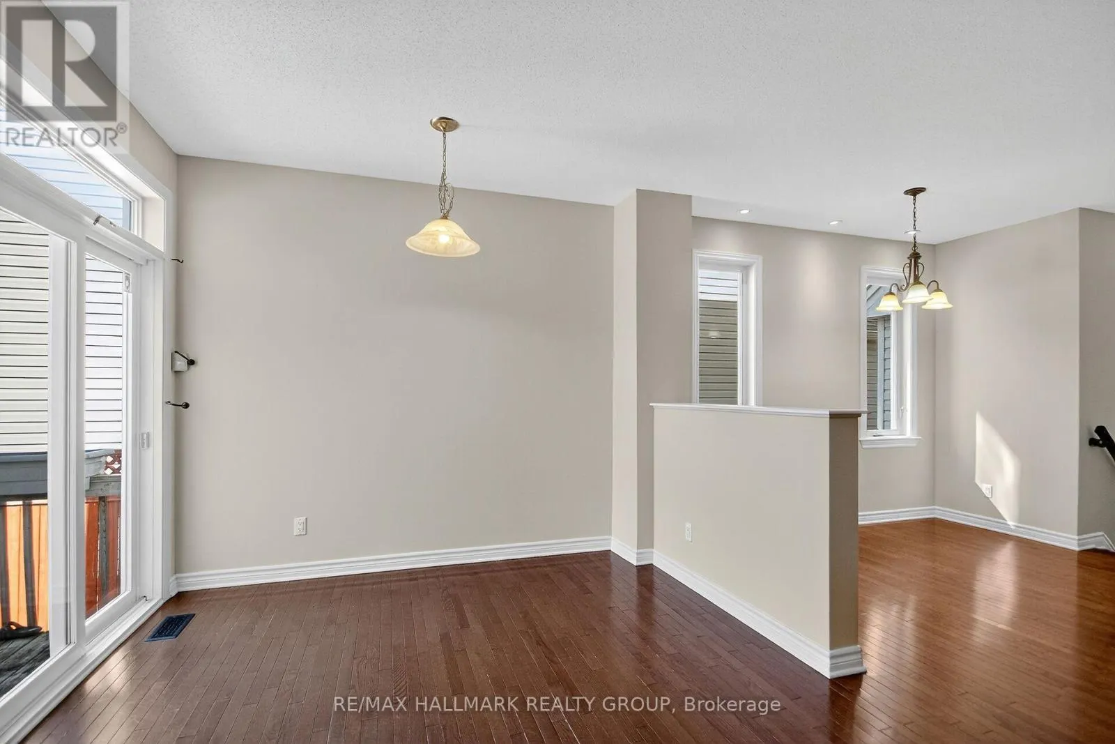 272 BROXBURN CRESCENT